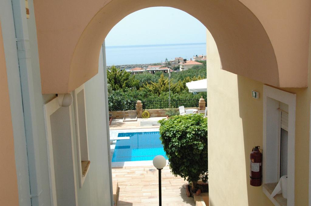 Toulipa Rooms Agia Ermioni Exterior photo