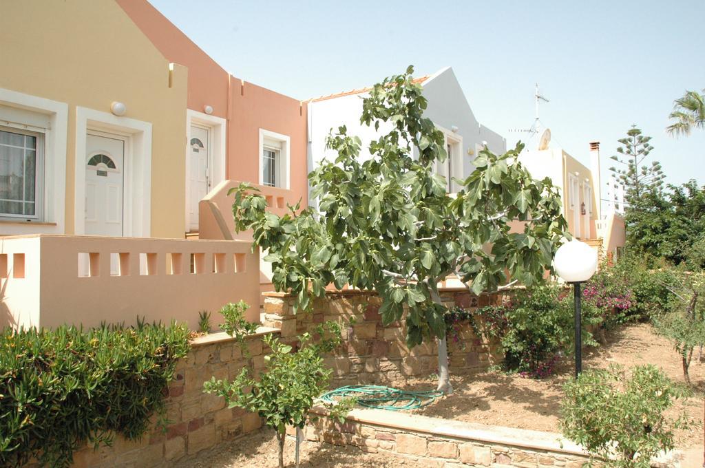 Toulipa Rooms Agia Ermioni Exterior photo