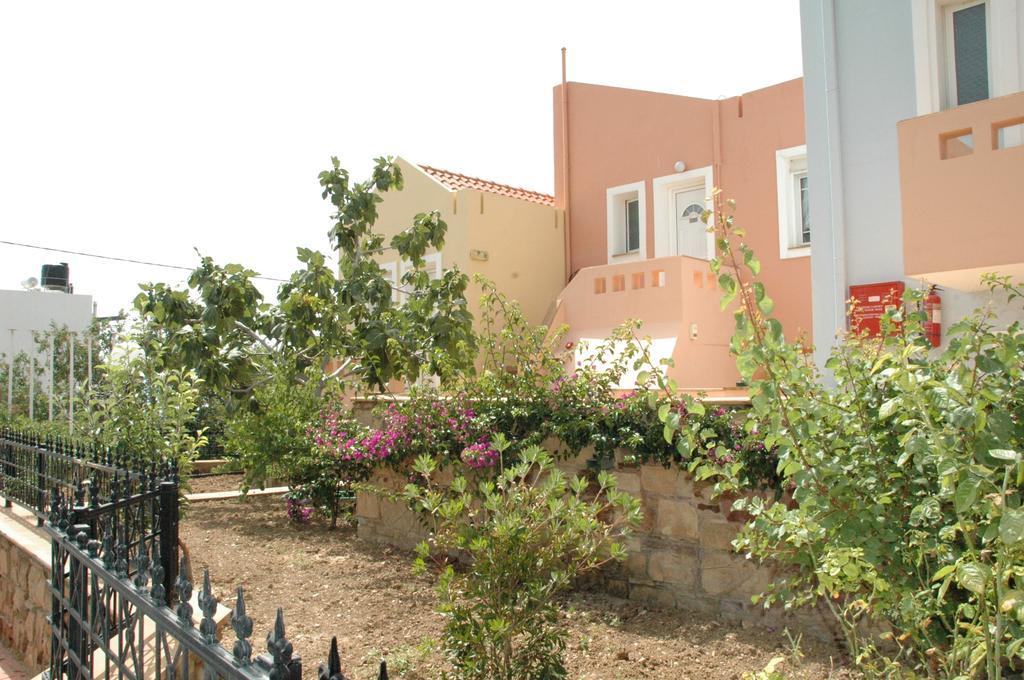 Toulipa Rooms Agia Ermioni Exterior photo